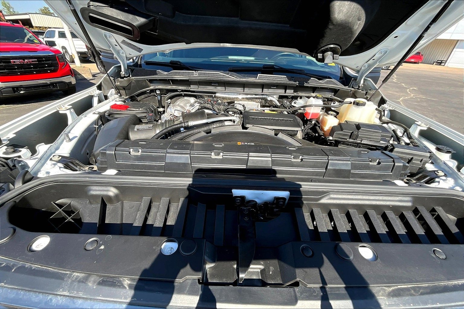 Used 2023 GMC Sierra 2500 AT4 w/ AT4 Premium Plus Package image 9