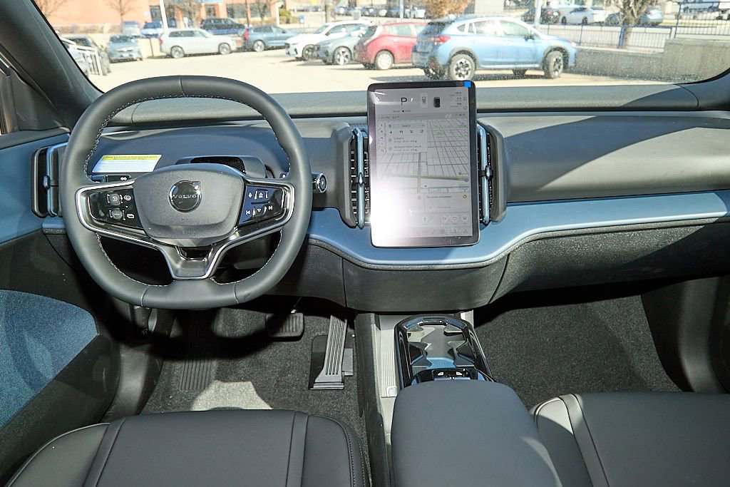 New 2026 Volvo EX30 Ultra w/ Protection Package Premier image 18