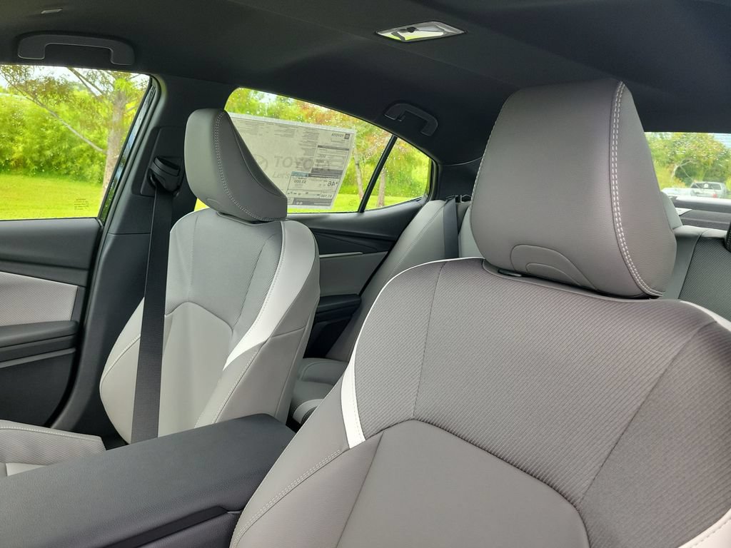 New 2026 Toyota Camry SE w/ Convenience Package FWD image 21
