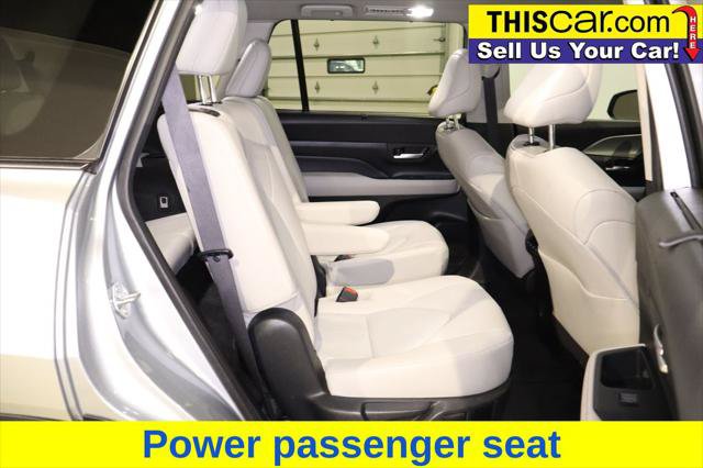 Used 2024 Toyota Grand Highlander FWD image 27