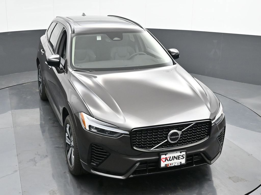 New 2025 Volvo XC60 T8 Core w/ Protection Package Premier image 35