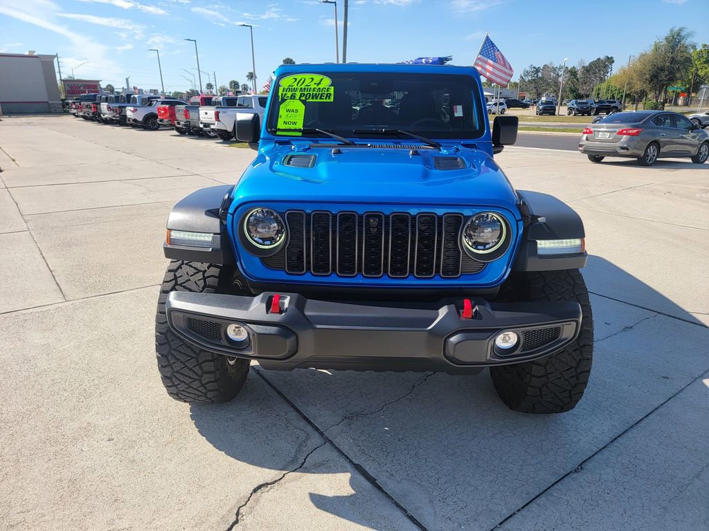 Used 2024 Jeep Wrangler Unlimited Rubicon w/ Technology Group image 8