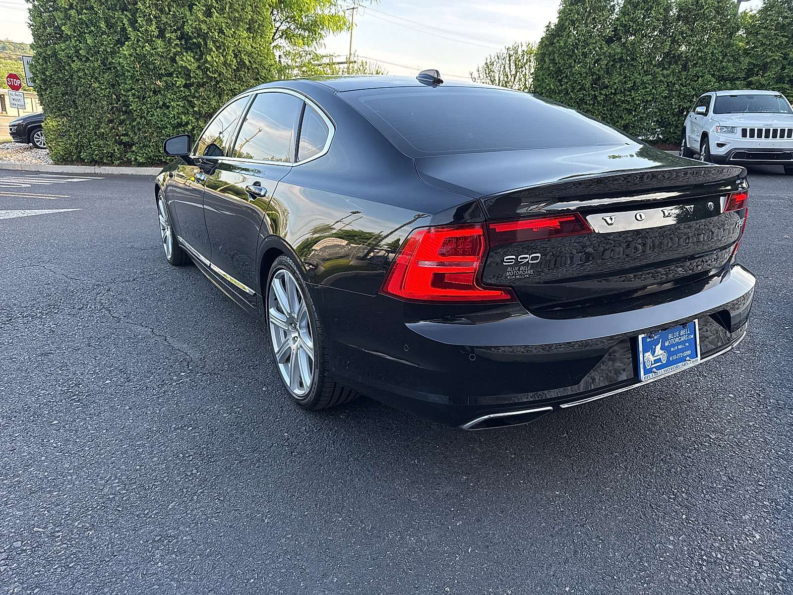 Used 2019 Volvo S90 T6 Inscription w/ Advanced Package AWD/4WD image 9