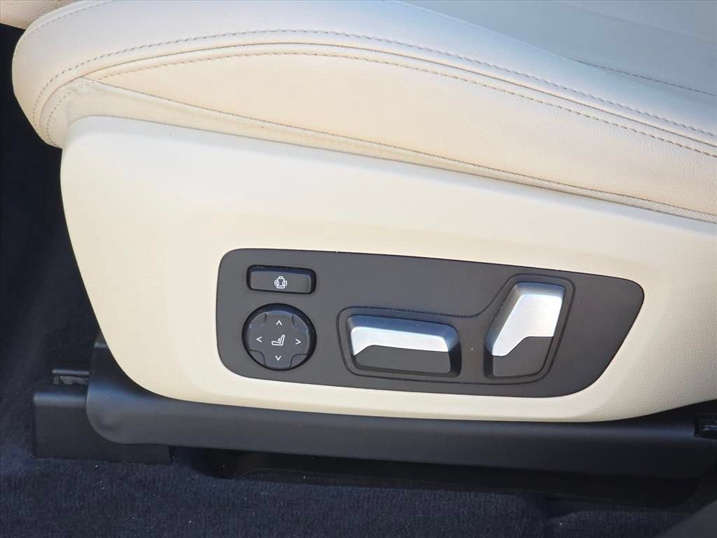 Used 2021 BMW X3 sDrive30i w/ Convenience Package RWD image 16
