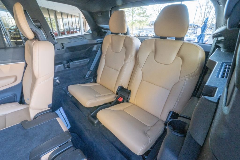 Used 2023 Volvo XC90 B6 Ultimate image 20