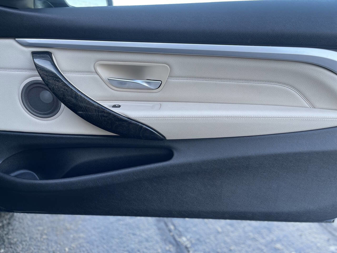 Used 2017 BMW 430i xDrive Convertible image 14