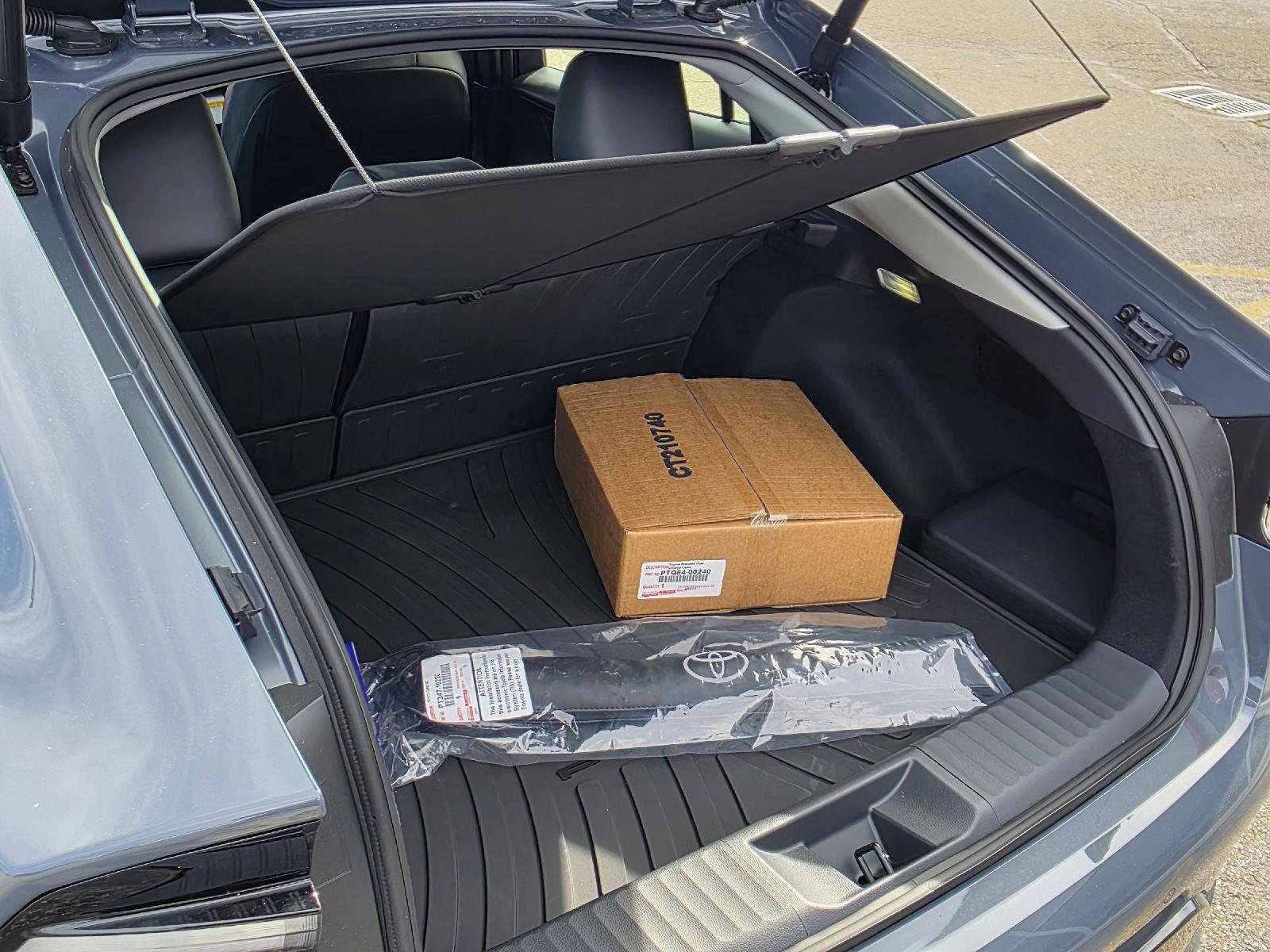 New 2026 Toyota Prius Plug-In Hybrid image 9