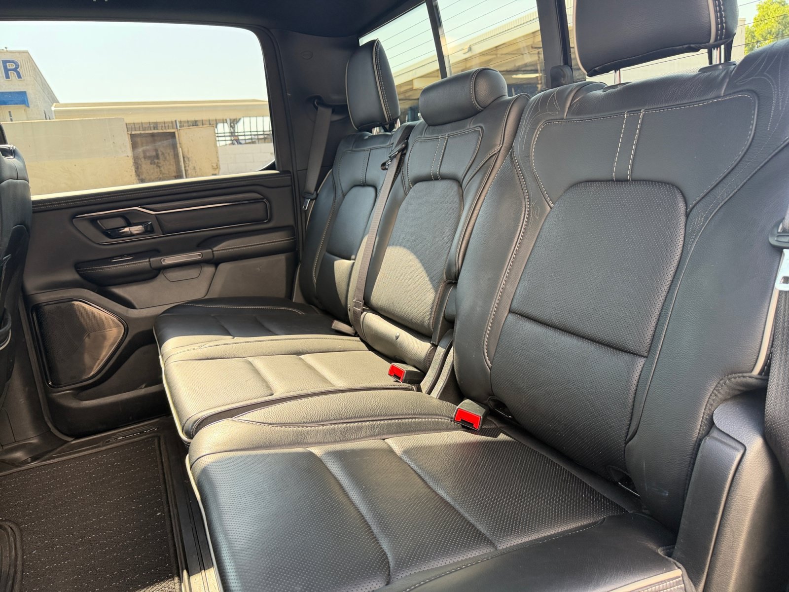 Used 2023 RAM 1500 Limited AWD/4WD image 16
