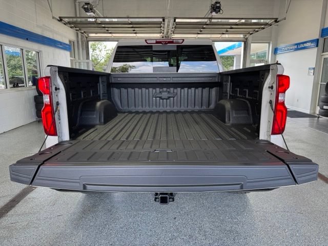 New 2026 Chevrolet Silverado 1500 ZR2 w/ Dark Appearance Package AWD/4WD image 11
