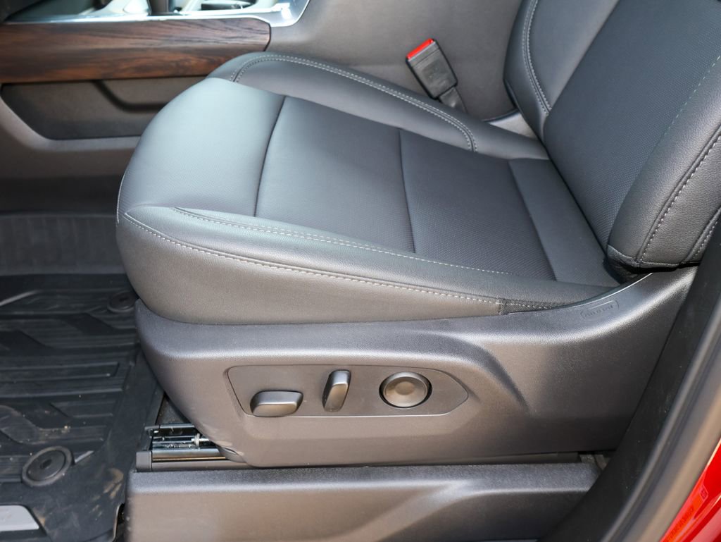 New 2026 GMC Sierra 1500 SLT w/ SLT Premium Plus Package image 8