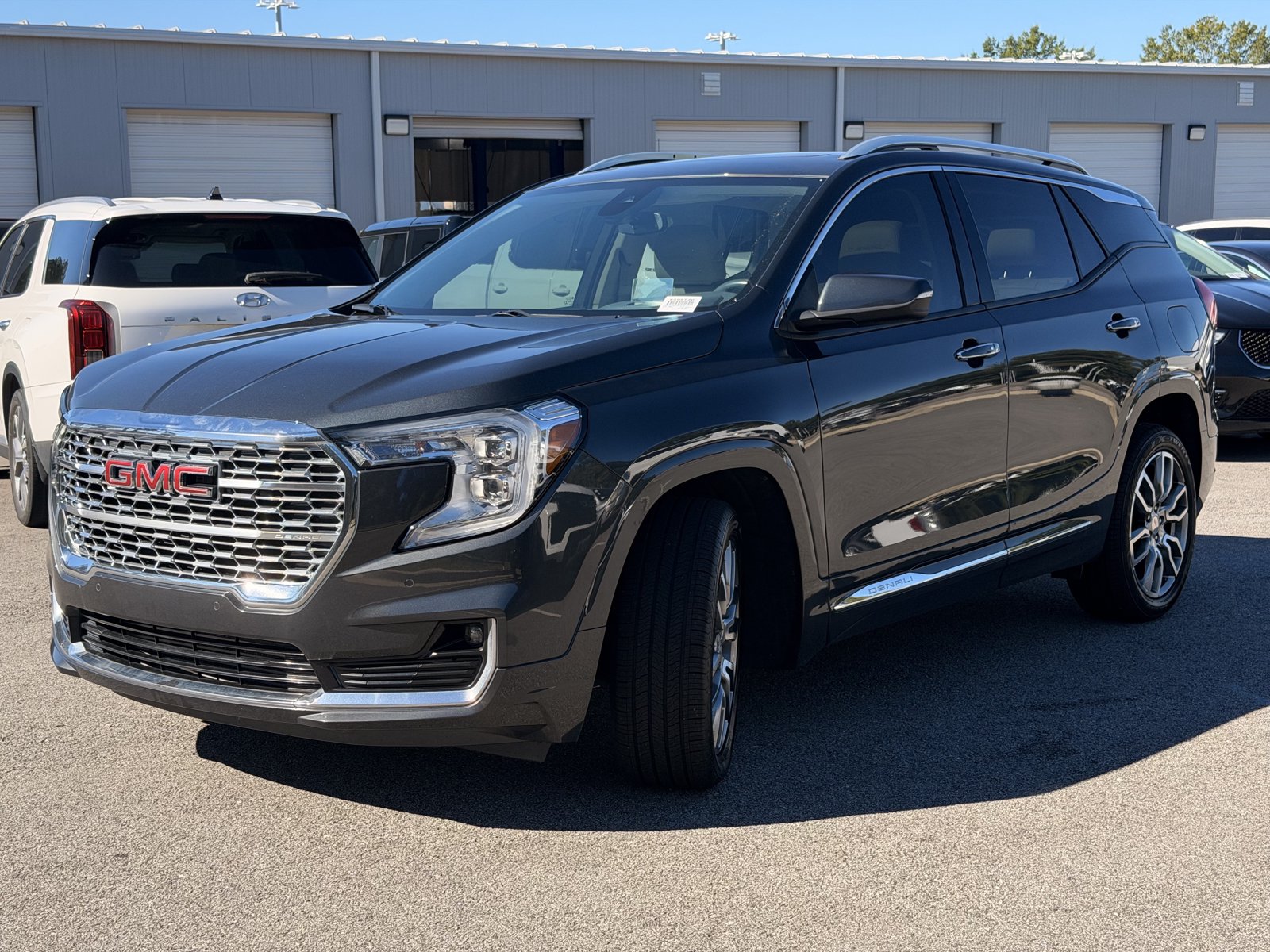 Used 2022 GMC Terrain Denali AWD/4WD image 7