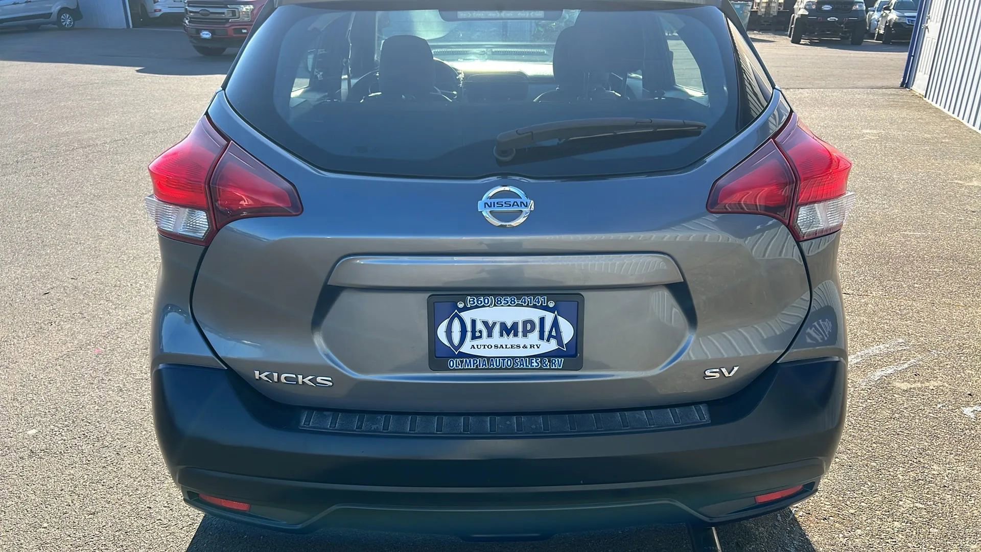 Used 2019 Nissan Kicks SV w/ Exterior Package FWD image 9