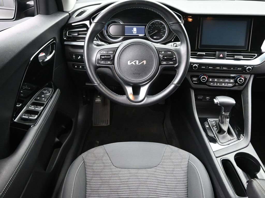 Used 2022 Kia Niro LXS image 13