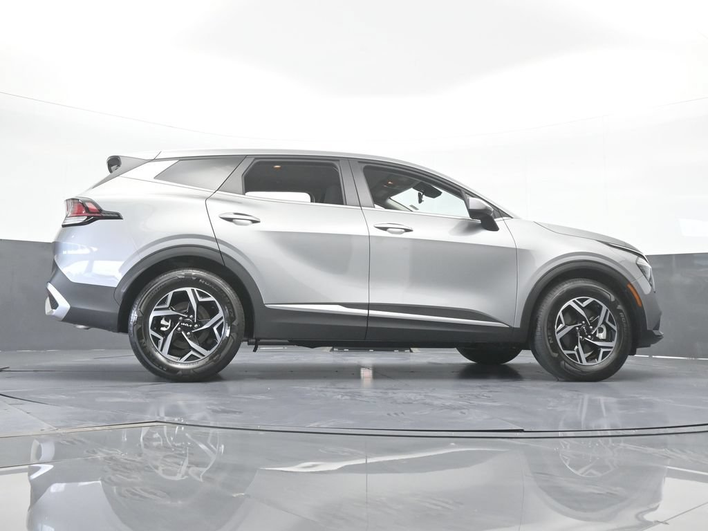 Used 2025 Kia Sportage LX FWD image 58