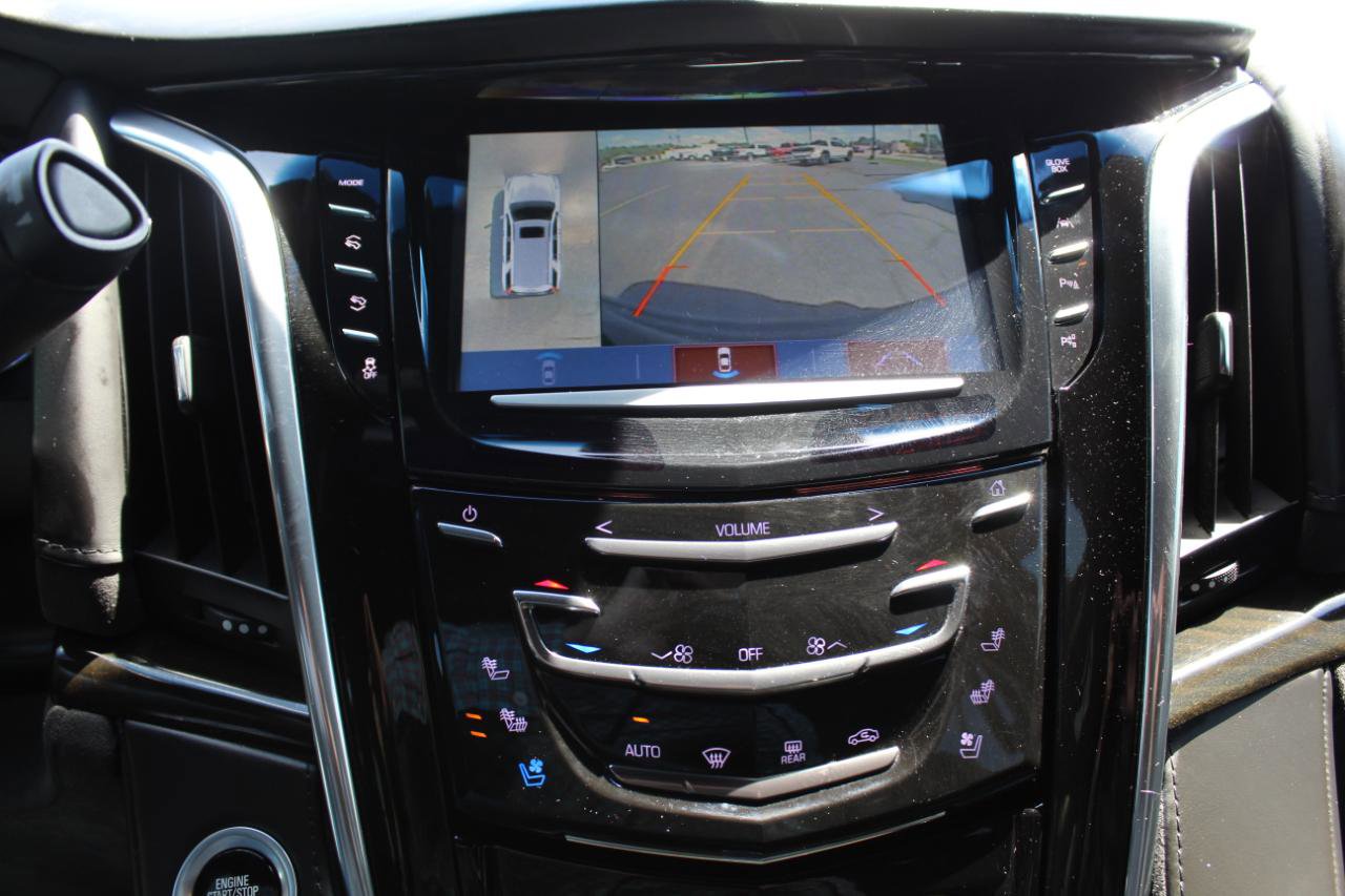 Used 2019 Cadillac Escalade ESV Platinum w/ Escalade Sport Edition AWD/4WD image 20
