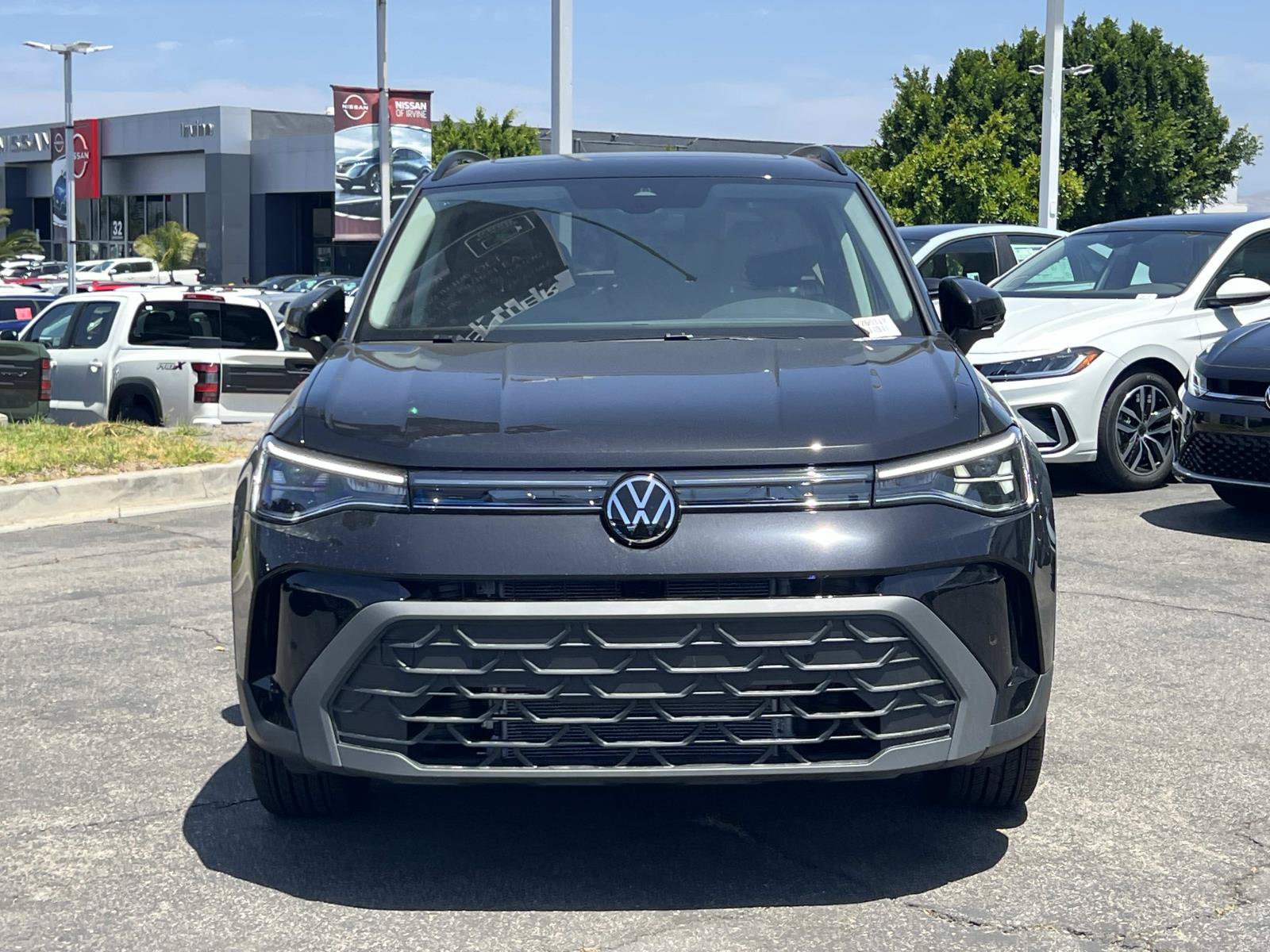 New 2026 Volkswagen Taos SE FWD image 4