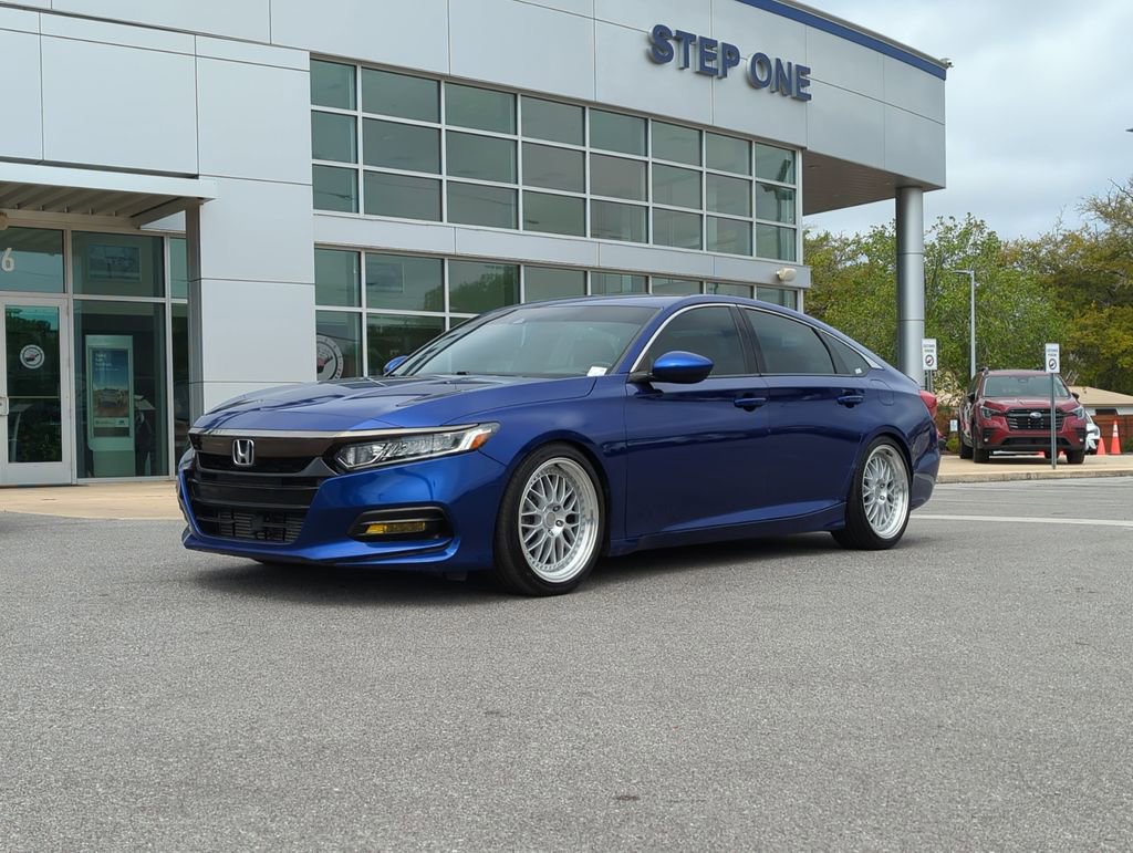 Used 2020 Honda Accord Sport image 2