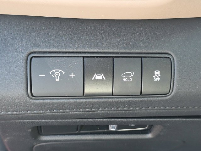 Certified 2023 Hyundai Santa Fe SEL w/ Premium Package FWD image 12