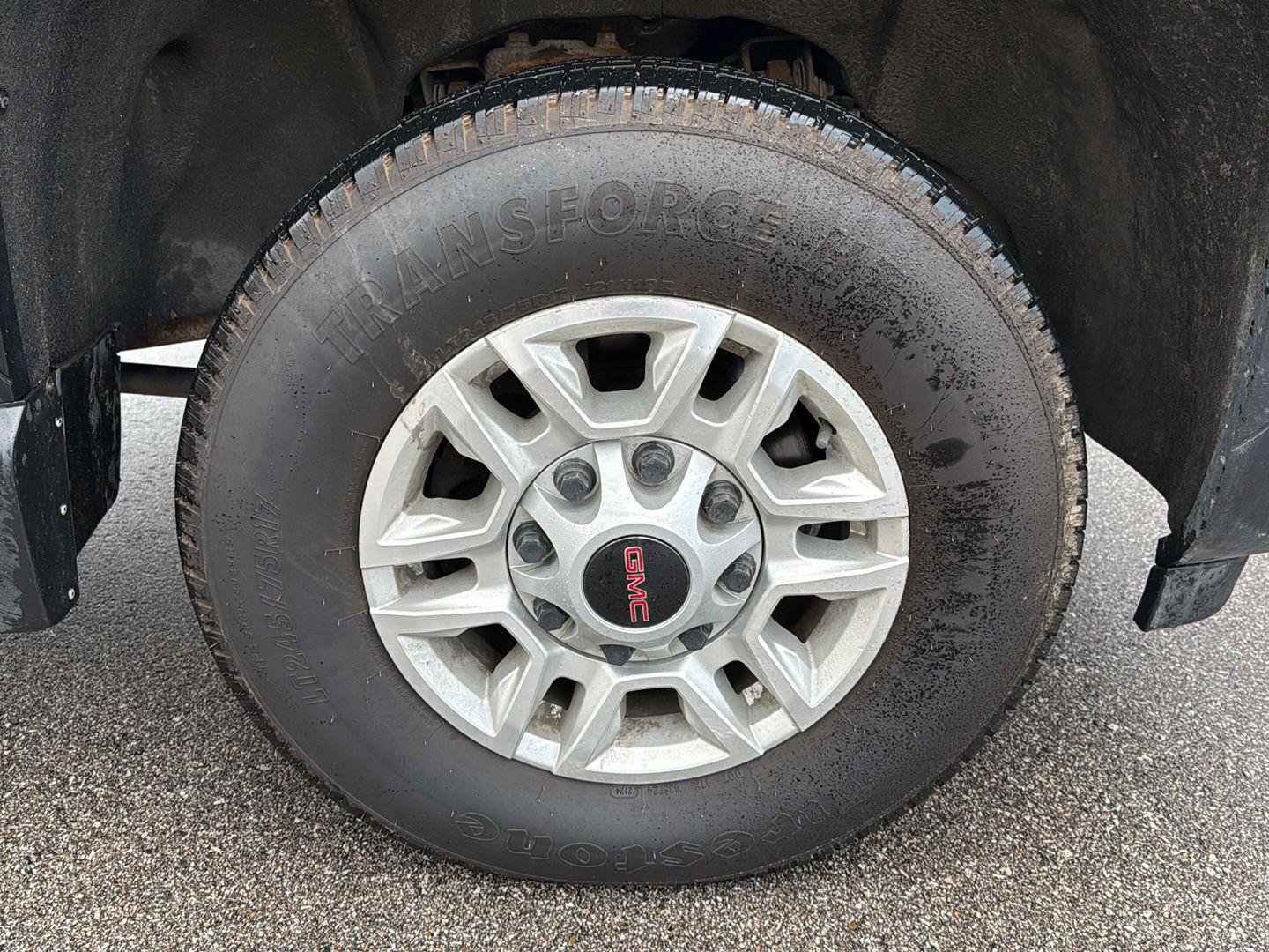 Used 2024 GMC Sierra 2500 SLE w/ SLE Value Package AWD/4WD image 14