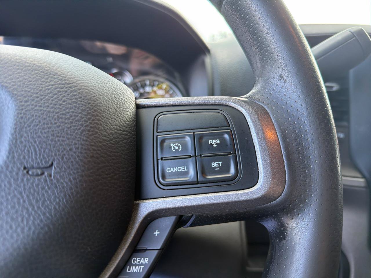 Used 2022 RAM 3500 Tradesman AWD/4WD image 12