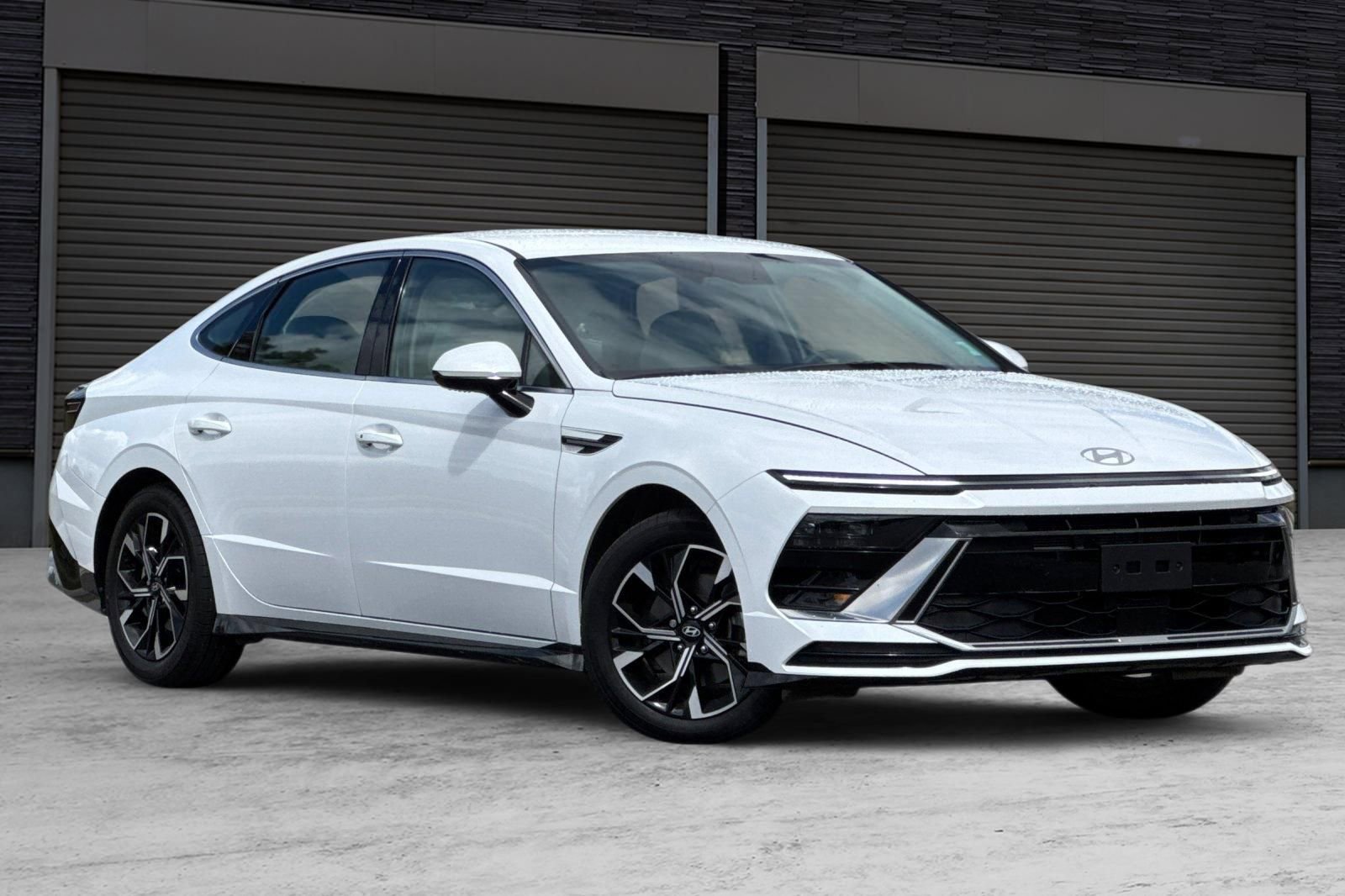 Used 2024 Hyundai Sonata SEL image 2