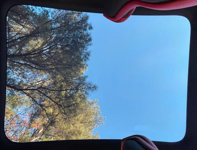 Used 2020 Porsche Taycan 4S image 23