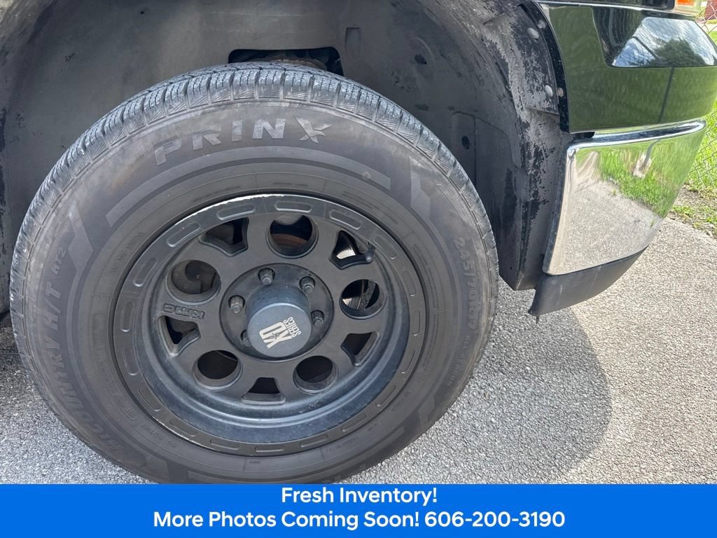Used 2011 GMC Sierra 1500 SLE RWD image 3