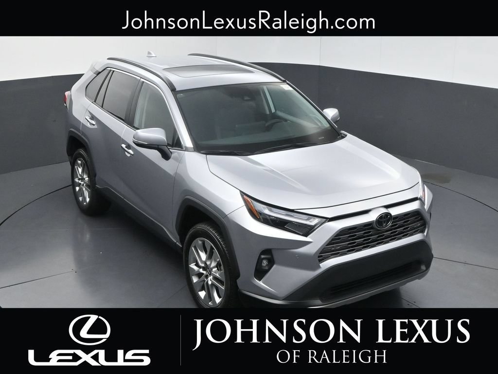 Used 2023 Toyota RAV4 Limited FWD image 18