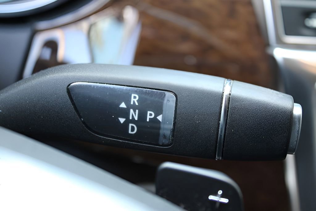 Used 2012 Mercedes-Benz ML 350 4MATIC image 17