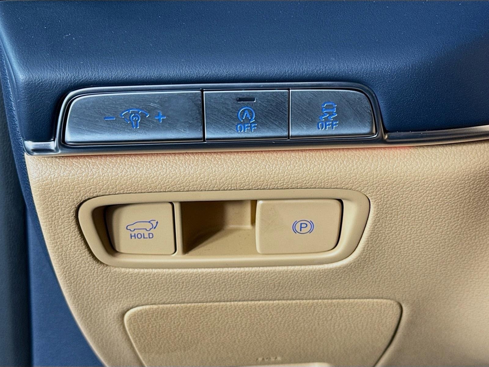 Certified 2023 Genesis GV80 3.5T w/ Prestige Matte Package image 10