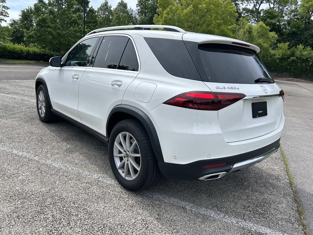 Used 2024 Mercedes-Benz GLE 450e 4MATIC image 5