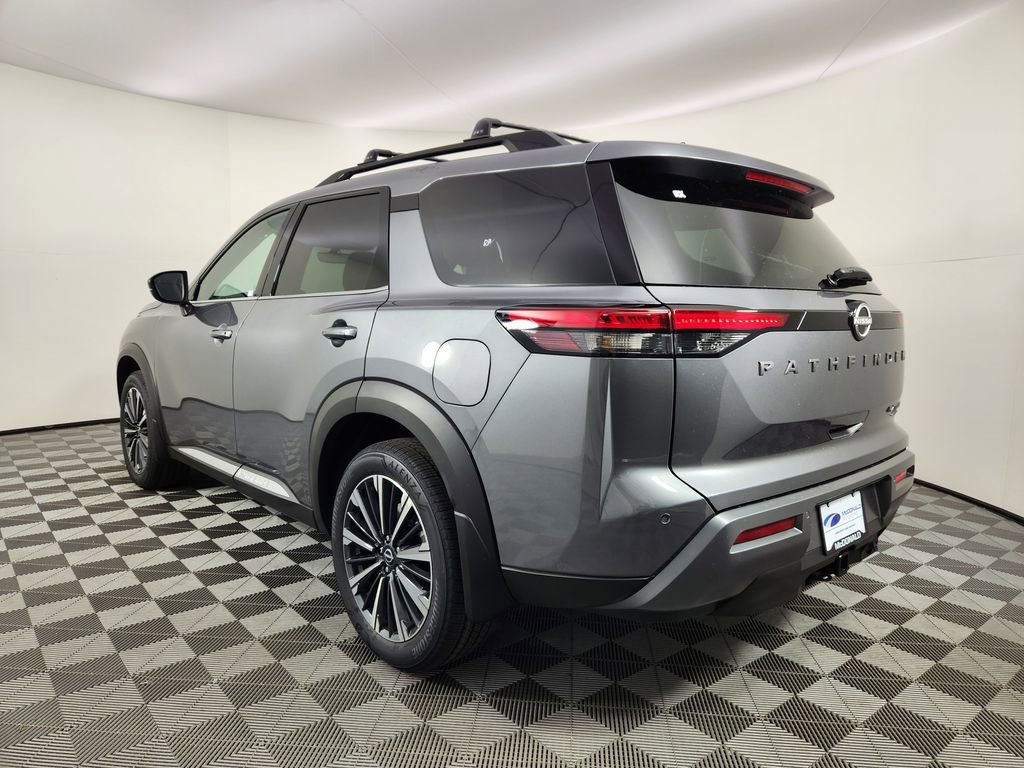 New 2026 Nissan Pathfinder Platinum image 3