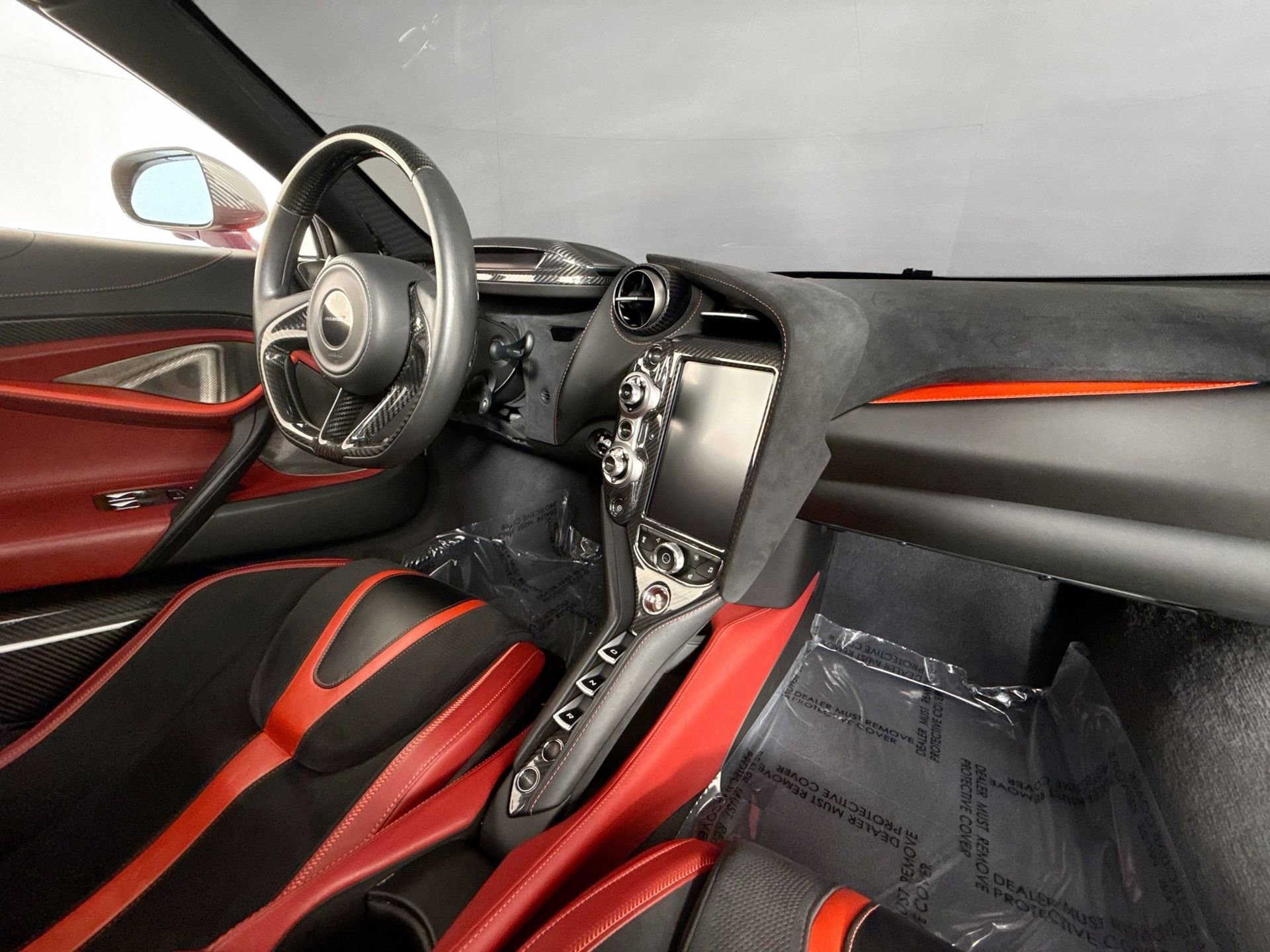 Used 2018 McLaren 720S image 23