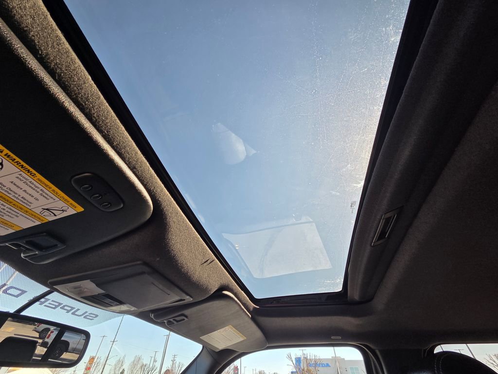 Used 2015 Ford F250 Lariat w/ Lariat Ultimate Package image 20