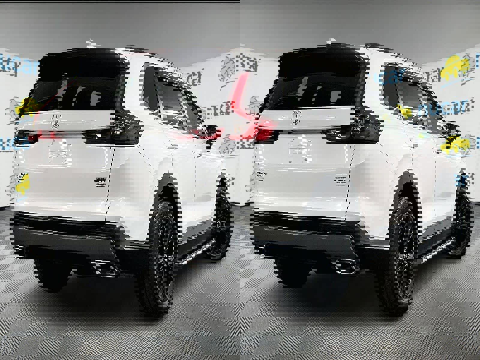 Used 2024 Honda CR-V Sport Touring image 6