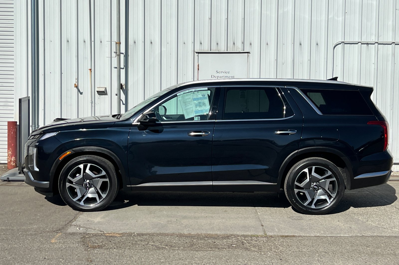 Used 2024 Hyundai Palisade Limited AWD/4WD image 7