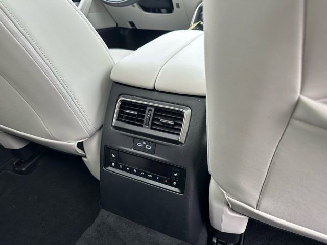 Used 2024 MAZDA CX-90 3.3 Turbo S w/ Premium Plus image 33