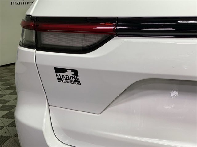 Used 2023 Jeep Grand Cherokee Laredo w/ Luxury Tech Group I image 36