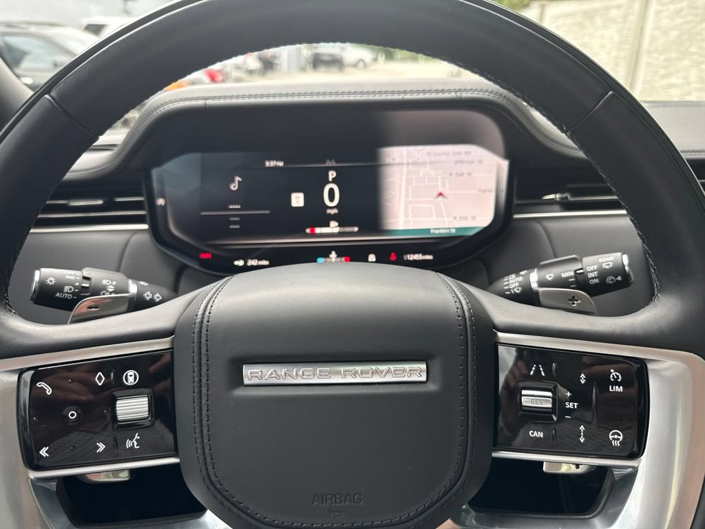 Used 2025 Land Rover Range Rover Autobiography AWD/4WD image 14
