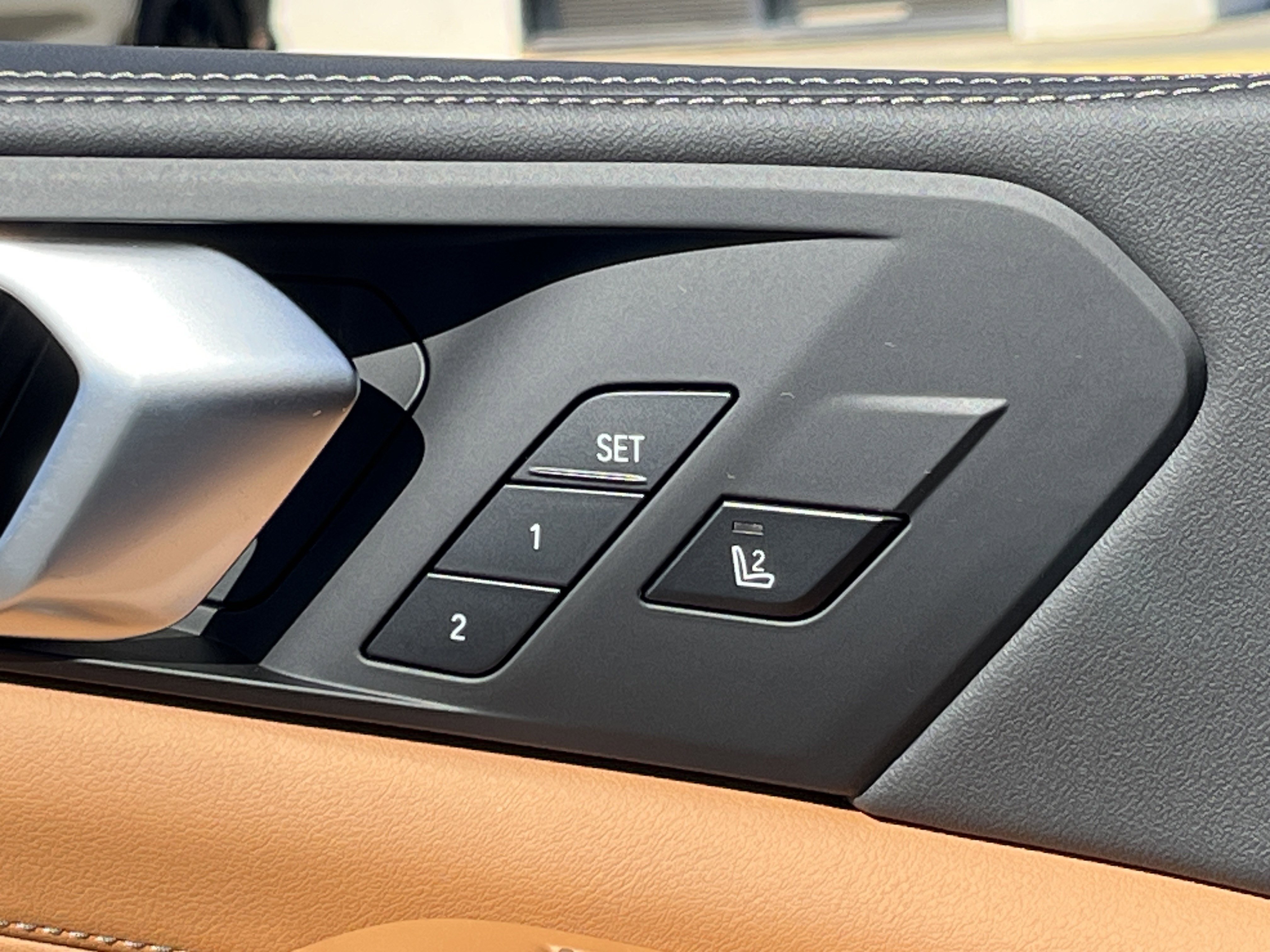 New 2026 BMW X5 sDrive40i w/ M Sport Package RWD image 16