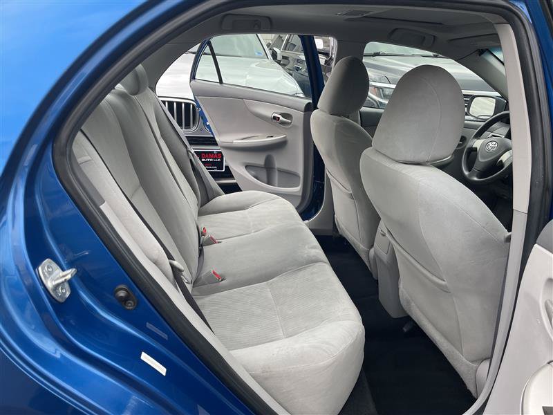Used 2010 Toyota Corolla LE w/ All Weather Guard Pkg FWD image 23