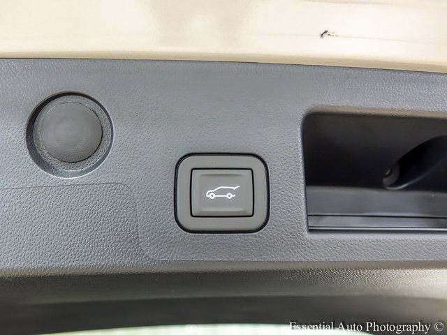 New 2026 GMC Terrain AT4 w/ Convenience Package III image 17