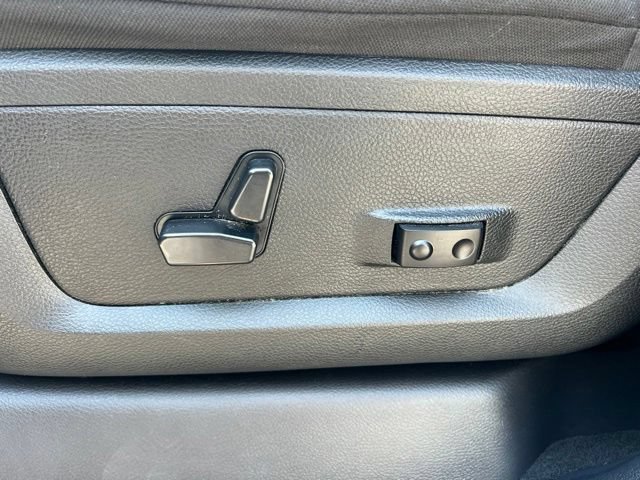 Used 2024 RAM 2500 Big Horn AWD/4WD image 26