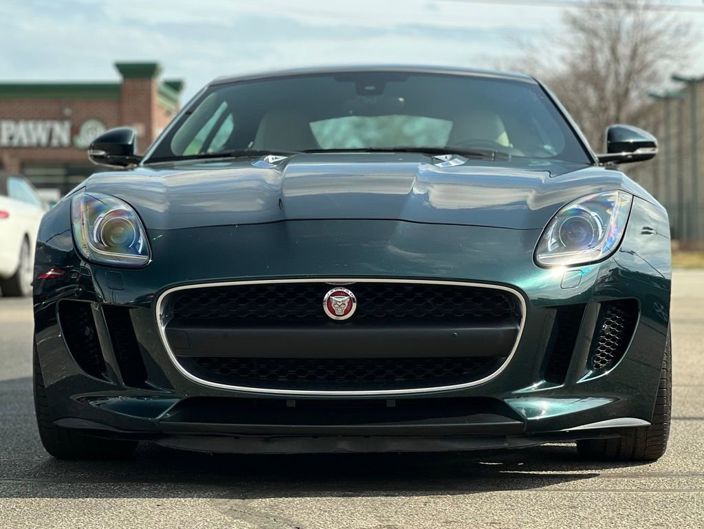 Used 2016 Jaguar F-TYPE Coupe image 12