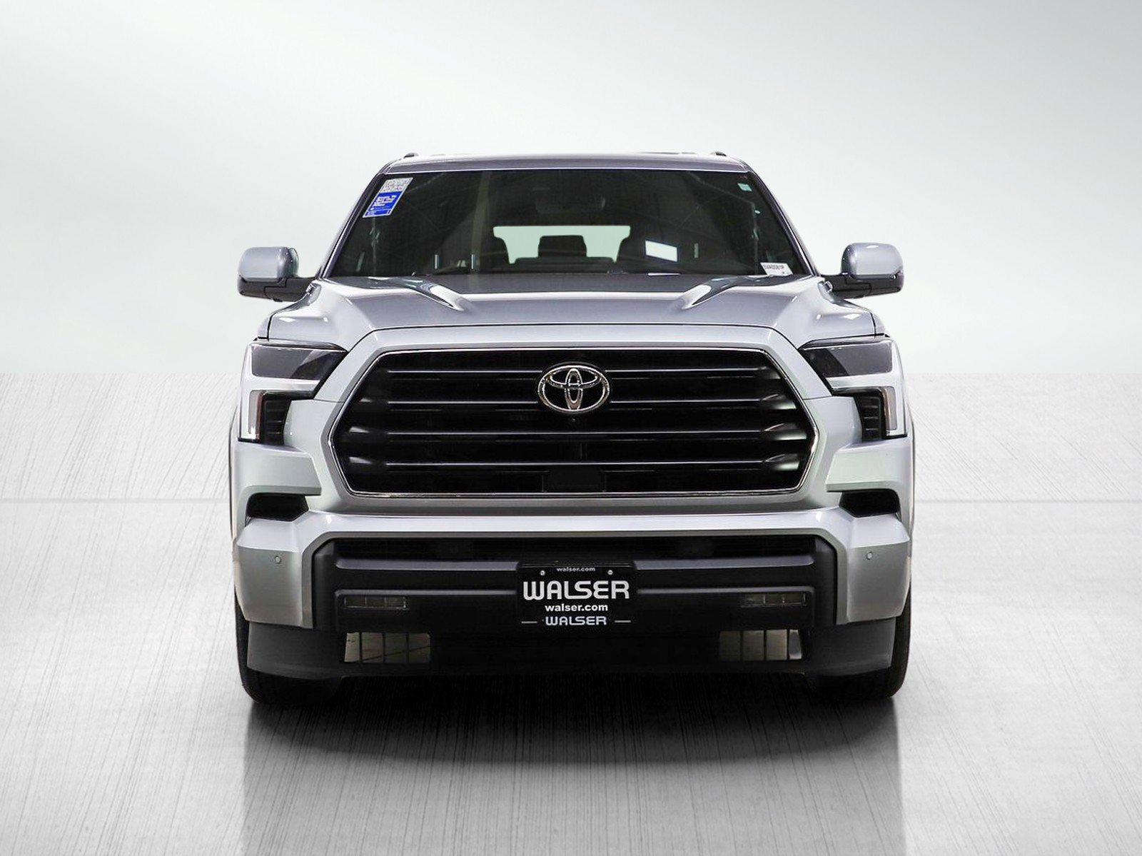 Used 2025 Toyota Sequoia SR5 w/ SR5 Premium Package AWD/4WD image 8