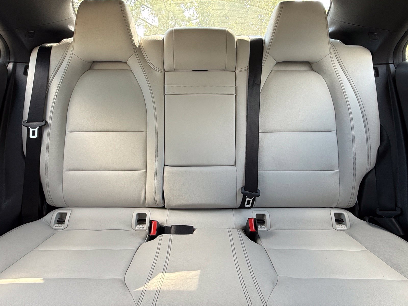 Used 2017 Mercedes-Benz CLA 250 4MATIC image 41
