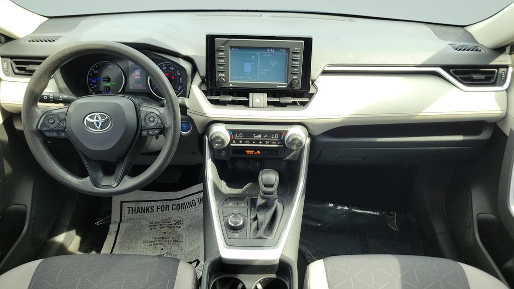 Used 2020 Toyota RAV4 XLE AWD/4WD image 13