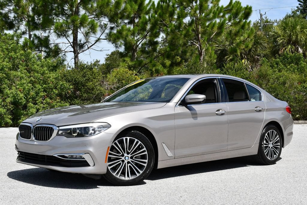 Used 2017 BMW 530i RWD image 2