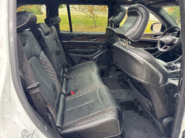 Used 2022 Jeep Grand Cherokee Summit w/ Adv Protech Group IV image 11