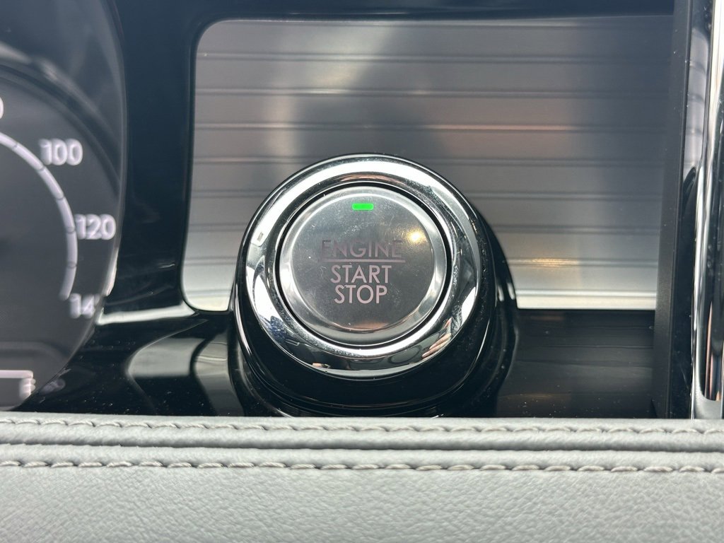 Used 2021 Lincoln Corsair AWD w/ Premium Package image 28